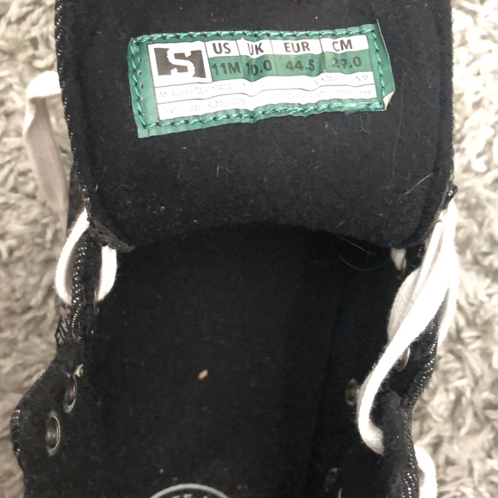 Shoes - Picture 5 of 5